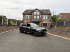 2019 BMW X5 3.0 X5 M50d in Grey — image 3
