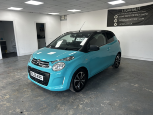 2015 Citroen C1 1.2 Puretech Flair in Blue — image 2