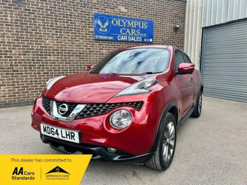 2015 Nissan Juke 1.2 Dig-T Tekna Euro 5 (s/s) 5dr Euro 5 in Red — image 1