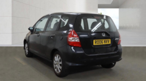 2006 Honda Jazz 1.4 I-Dsi Se CVT-7 5dr in Black — image 3
