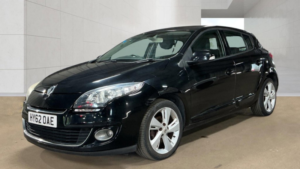 2012 Renault Megane 1.6 16v Dynamique Tomtom Hatchback 5dr Petrol Manual Euro 5 (110 Ps) in Black — image 2