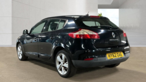 2012 Renault Megane 1.6 16v Dynamique Tomtom Hatchback 5dr Petrol Manual Euro 5 (110 Ps) in Black — image 3