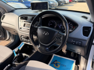 2015 Hyundai I20 1.2 Blue Drive Se Euro 6 (s/s) 5dr in Silver — image 3