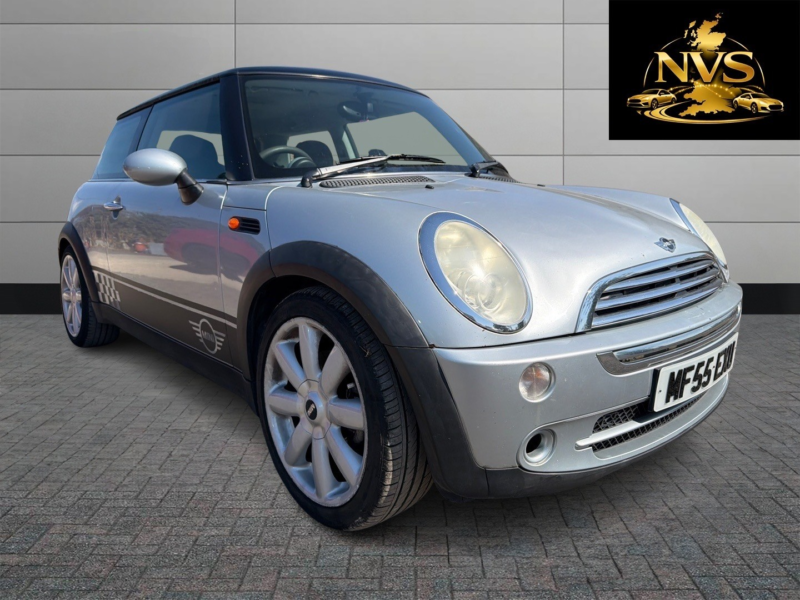 2005 MINI Hatch 1.6 Cooper Hatch in Silver — image 1
