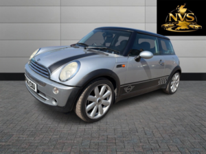 2005 MINI Hatch 1.6 Cooper Hatch in Silver — image 3