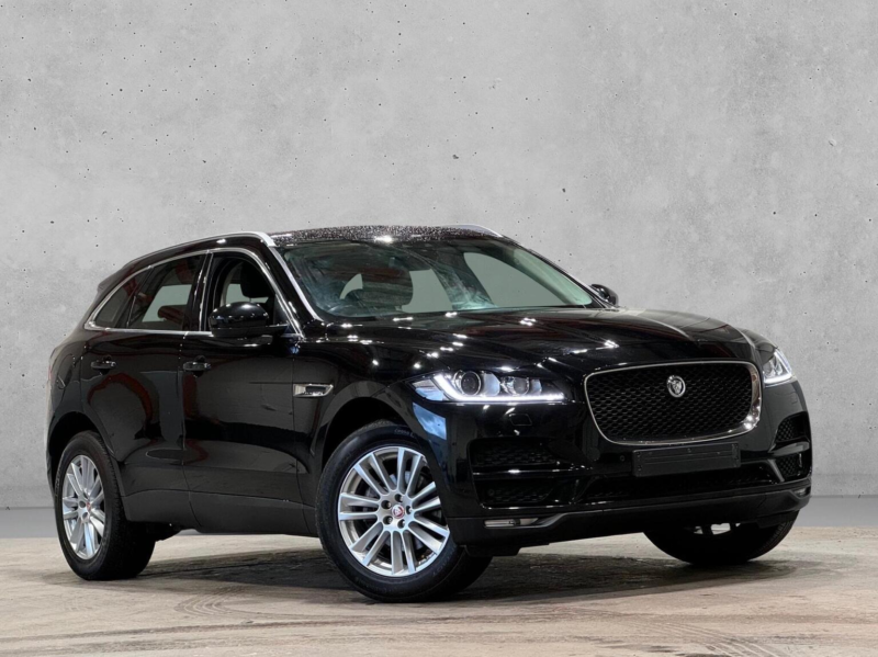 2018 Jaguar F-Pace 2.0 D180 Portfolio Auto AWD Euro 6 (s/s) 5dr in Black — image 1