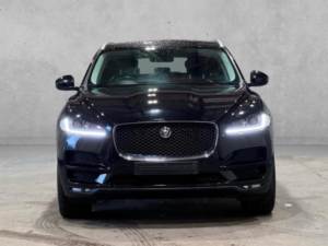 2018 Jaguar F-Pace 2.0 D180 Portfolio Auto AWD Euro 6 (s/s) 5dr in Black — image 2