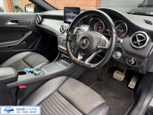 2018 Mercedes-Benz Gla 2.1 Gla 220 Amg Line Premium D 4matic Auto 4WD 5dr in Black — image 4