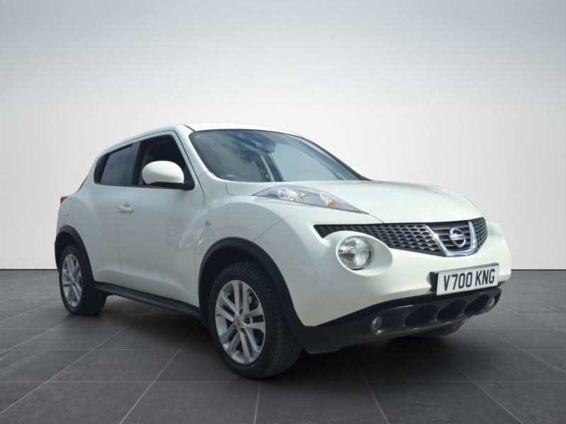 2012 Nissan Juke 1.6 Acenta Premium SUV 5dr Petrol Manual Euro 5 (s/s) (117 Ps) in White — image 1