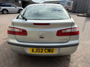 2002 Renault Laguna 1.8 16v Expression in Grey — image 6