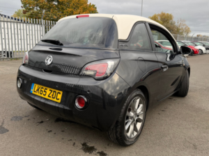 2015 Vauxhall Adam 1.2i Jam Hatchback 3dr Petrol Manual Euro 6 (70 Ps) in Black — image 4