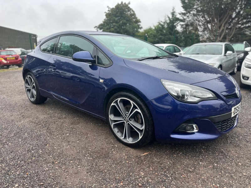 2015 Vauxhall Astra Gtc 1.4t Limited Edition Euro 5 (s/s) 3dr in Blue — image 1