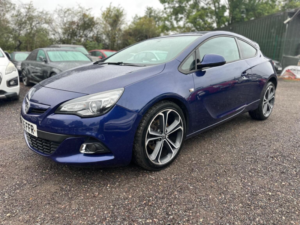 2015 Vauxhall Astra Gtc 1.4t Limited Edition Euro 5 (s/s) 3dr in Blue — image 4