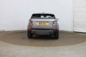 2015 Land Rover Range Rover Evoque 2.2 Sd4 Pure Tech in Brown — image 5