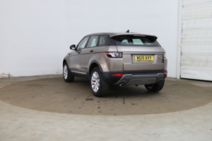 2015 Land Rover Range Rover Evoque 2.2 Sd4 Pure Tech in Brown — image 6
