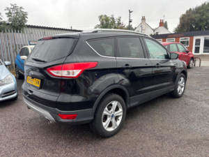 2016 Ford Kuga 2.0 Tdci Zetec 2WD Euro 6 (s/s) 5dr in Black — image 5