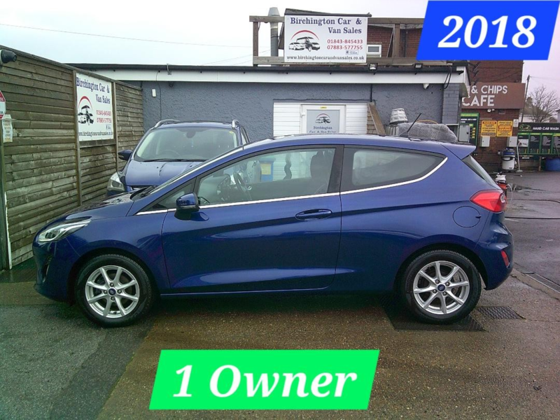 2018 Ford Fiesta 1.0 T Ecoboost Zetec in Blue — image 1