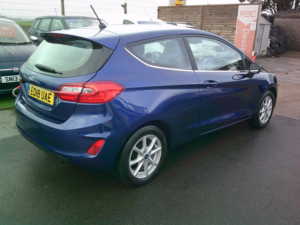 2018 Ford Fiesta 1.0 T Ecoboost Zetec in Blue — image 6