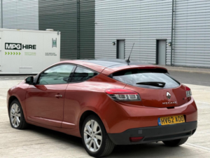 2012 Renault Megane 1.2 Tce Dynamique Tomtom Euro 5 (s/s) 3dr in Orange — image 5