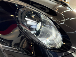 2020 Porsche 911 3.7 T 992 Turbo S(cat-S). in Black — image 3