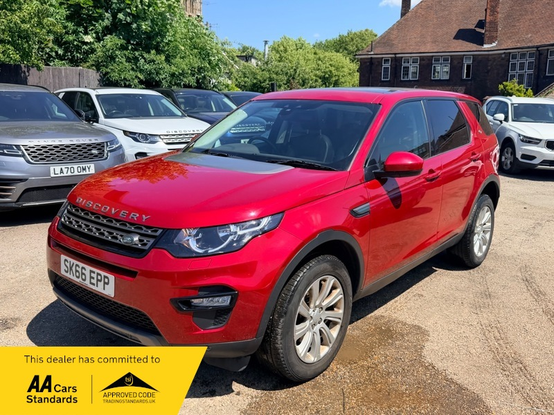 2016 Land Rover Discovery Sport Td4 Se Tech in Red — image 1