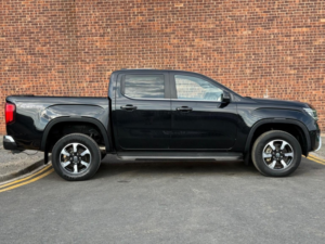 2023 Volkswagen Amarok 2.0 Tdi Style Auto 4motion Euro 6 (s/s) 4dr in Black — image 6