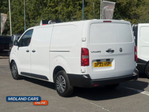 2023 Vauxhall Vivaro 1.5 Vivaro Prime 1.5td 100 M6 S/s L2h1 2900 Panel Van in White — image 4