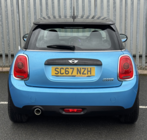 2018 MINI Cooper 1.5 in Blue — image 6