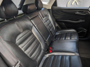 2022 MG MG Hs 1.5 T-Gdi Exclusive Dct Euro 6 (s/s) 5dr in Black — image 6