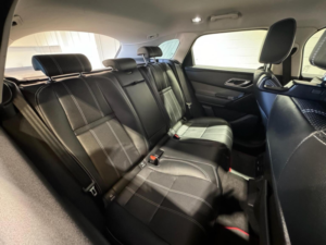 2018 Land Rover Range Rover Velar 2.0 D180 S Auto 4WD Euro 6 (s/s) 5dr in Red — image 4
