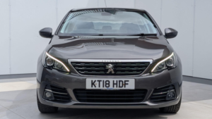 2018 Peugeot 308 1.2 Puretech Gpf Allure Euro 6 (s/s) 5dr in Grey — image 2