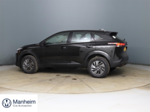 2024 Nissan Qashqai Dig-T Acenta Premium Mhev in Black — image 2