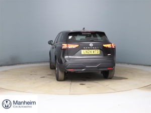 2024 Nissan Qashqai Dig-T Acenta Premium Mhev in Black — image 4