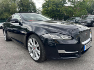 2017 Jaguar Xj 3.0d V6 Portfolio Auto Euro 6 (s/s) 4dr in Black — image 5