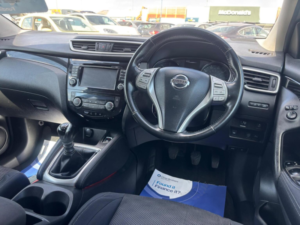 2014 Nissan Qashqai 1.5 Dci N-Tec+ 2WD Euro 5 (s/s) 5dr in Blue — image 6