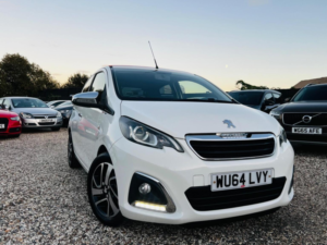 2014 Peugeot 108 1.2 Vti Puretech Allure Top! Euro 5 5dr in White — image 4