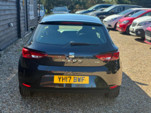 2017 SEAT Leon 1.2 Tsi Se Euro 6 (s/s) 5dr in Black — image 4