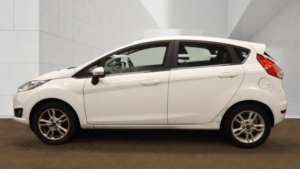 2014 Ford Fiesta 1.25 Zetec Euro 5 5dr in White — image 6