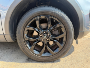 2018 Land Rover Discovery Sport 2.0 Td4 Hse SUV 5dr Diesel Auto 4WD Euro 6 (s/s) (180 Ps) in Blue — image 4