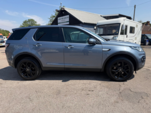 2018 Land Rover Discovery Sport 2.0 Td4 Hse SUV 5dr Diesel Auto 4WD Euro 6 (s/s) (180 Ps) in Blue — image 5