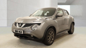 2015 Nissan Juke 1.6 Tekna Xtron Euro 5 5dr in Grey — image 3