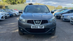 2012 Nissan Qashqai 1.5 Dci N-Tec+ 2WD Euro 5 5dr in Grey — image 2
