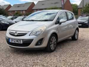 2012 Vauxhall Corsa 1.4 16v Se Euro 5 5dr in Silver — image 3