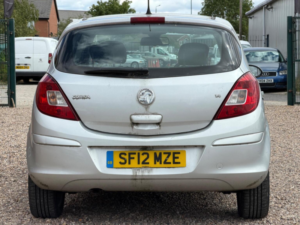 2012 Vauxhall Corsa 1.4 16v Se Euro 5 5dr in Silver — image 5