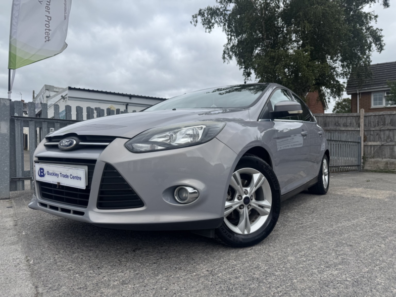 2011 Ford Focus 1.6 Zetec in Silver — image 1