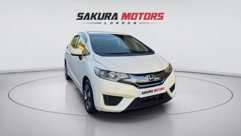2014 Honda Jazz 1.5 H I-Mmd Crosstar Ex Ecvt Euro 6 (s/s) 5dr in Other — image 1