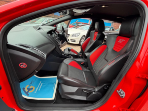 2015 Ford Focus 2.0 Tdci St-2 Euro 6 (s/s) 5dr in Red — image 4