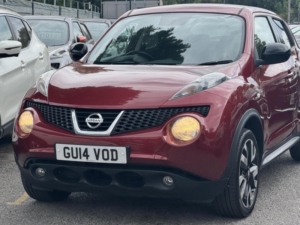 2014 Nissan Juke 1.6 N-Tec CVT Euro 5 5dr in Red — image 5