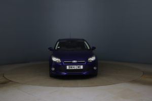 2014 Ford Focus 1.0 T Ecoboost Zetec in Blue — image 2