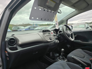 2009 Honda Jazz 1.4 I-Vtec Es Hatchback 5dr Petrol Manual Euro 4 (100 Ps) in Silver — image 5